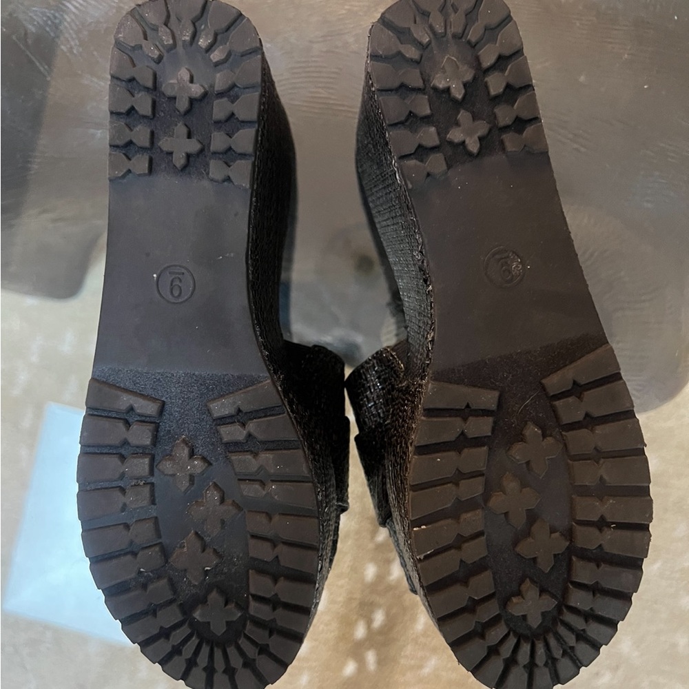 Target Platform Sandals - Picture 3 of 3